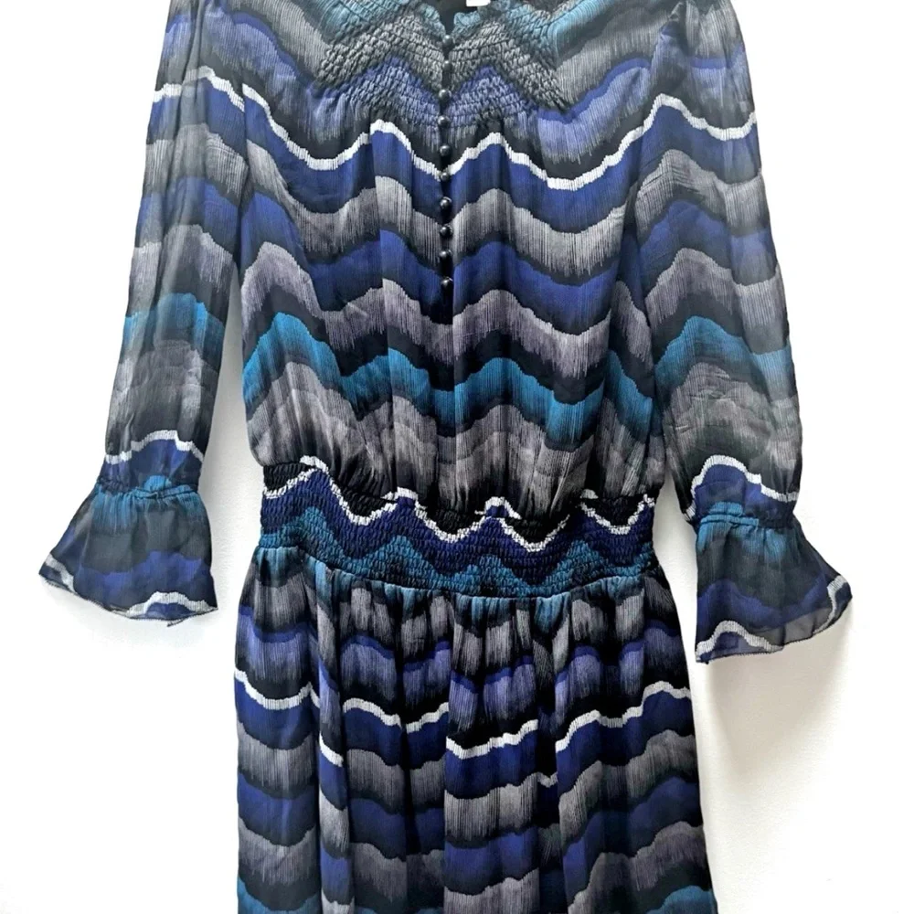 DVF Kelley Dress Size 10 – Silk Blend, Preppy, Classic Print Designer Glam Retro